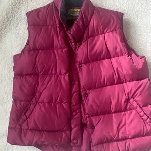 Cabelas goose down puffer vest M